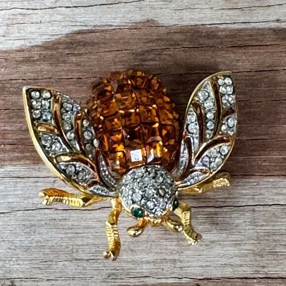 Vintage Jewelry Large Bee Insect Brooch Vintage Ciro Crystal
